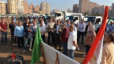 محافظ الدقهلية يشهد اصطفاف عدد من المعدات الهندسية استعدادا لمجابهة أي كوارث 