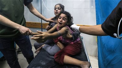 عاجل| غارة إسرائيلية تستهدف ألواح الطاقة الشمسية في مستشفى المعمداني بغزة