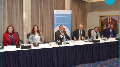 وزير التعليم يشهد ورشة تطوير مناهج المرحلة الإعدادية بالإسكندرية (صور)