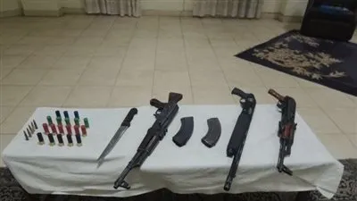 تفاصيل سقوط تاجر ونجله بأسلحة غير مرخصة فى 15 مايو 
