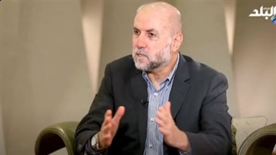 مستشار الرئيس الفلسطيني: الشعب الفلسطيني لن يترك أرضه مهما بلغ الثمن 