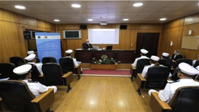 الداخلية تنظم دورة بأكاديمية الشرطة في 