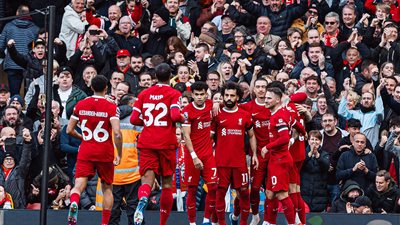 صلاح يسجل ثنائية ويهدي ليفربول فوزًا صعبًا أمام إيفرتون في الدوري الإنجليزي