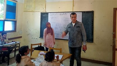 وكيل تعليم قنا: إغلاق أبواب المدارس قبل طابور الصباح 