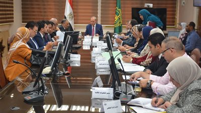 محافظ القليوبية يستقبل مدير المركز الوطني لتخطيط استخدامات أراضي الدولة 