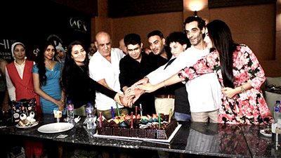 أبطال مسلسل 