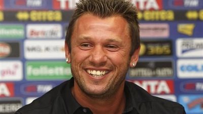 كاسانو: ميلان لم يتوّج بالكالتشيو لهذه الأسباب.. لاوتارو أفضل لاعب بالدوري.. إيطاليا في مأزق ومورينيو لا يقدم أي جديد (حوار)