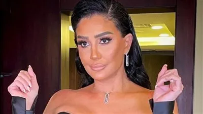 غادة عبدالرازق في رسالة غامضة: 