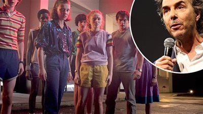 مخرج Stranger Things يرد على انتقادات تأجيل الطرح 