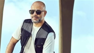 عزيز الشافعي يطالب جمهوره بهذا الشئ