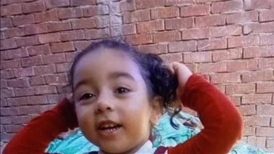 تفاصيل مقتل طفلة خنقا على يد جارتها لسرقة قرطها الذهبي 