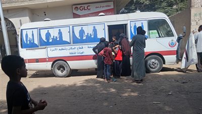 قافلة طبية بقرية القلعة التابعة لإدارة قفط الصحية