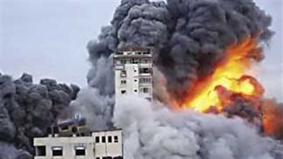 السفير الفلسطيني: الاحتلال هدم العمارات فوق رؤوسهم في غزة.. و31 ألف بين شهيد وجريح