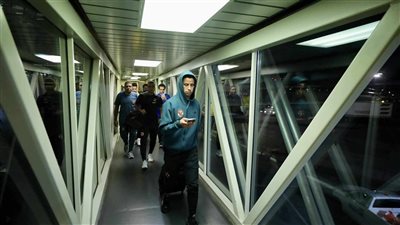 بعثة الأهلي تغادر مطار جوهانسبرج بعد الخسارة أمام صن داونز