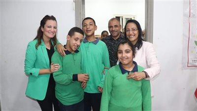 نائب محافظ الجيزة تتابع فعاليات القافلة الطبية للأطفال ذوي الهمم بمركز أوسيم (صور)