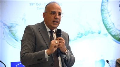 وزير الري يؤكد أهمية الصمود فى مواجهة التغيرات المناخية 