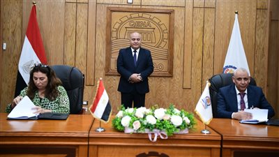 محافظ قنا يشهد توقيع بروتوكول تعاون لإنشاء 3 وحدات ترشيح طبيعي 