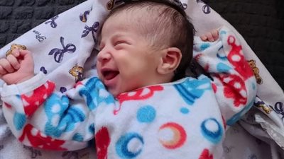 «غزة تحت الحصار».. فلسطينية تروي تفاصيل الولادة في المستشفى وتأثير انقطاع الكهرباء عليها