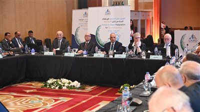 وزير الري: نصيب الفرد بالمياه يقترب من الشح المائي