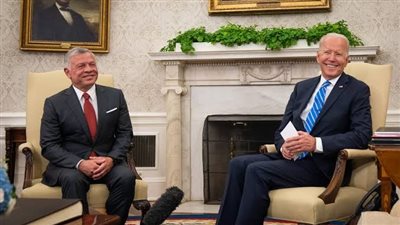 العاهل الأردني يبحث مع الرئيس الأمريكي تطورات الأوضاع في غزة ويدعو لهدنة إنسانية فورية