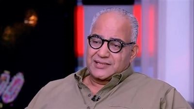 بعد الهجوم عليه.. بيومي فؤاد يخسر 200 ألف متابع في ساعتين