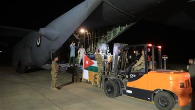عاجل.. العاهل الأردني: سلاح الجو تمكن من إنزال مساعدات طبية لغزة (صور)