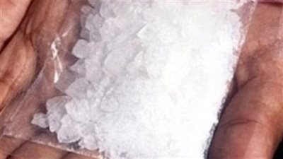 حبس عاطل لحيازته على 20 كيس من مخدر الآيس في كرداسة