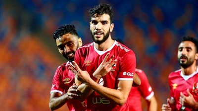 بعد ارتباطه بالعودة للأهلي.. 60 لقطة مضيئة في مسيرة وليد أزارو بالقميص الأحمر