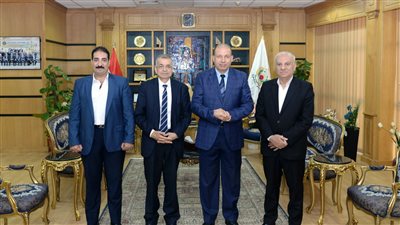 رئيس جامعة المنصورة يستقبل اللجنة النقابية للصحفيين بالدقهلية لبحث التعاون