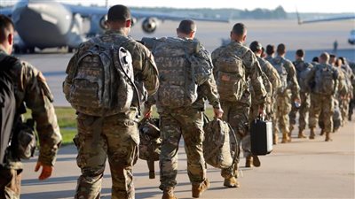 مستشار بالأكاديمية العسكرية: تحرك القوات الأمريكية تجاه الشرق الأوسط دعم لإسرائيل (فيديو)