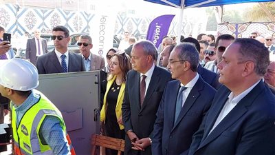 وزير الاتصالات يفتتح عددا من المشروعات التنموية بالقليوبية