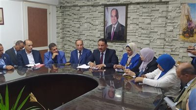 وكيل تعليم الجيزة يوجه بضرورة تفعيل مجموعات الدعم داخل المدارس والإعلان عنها