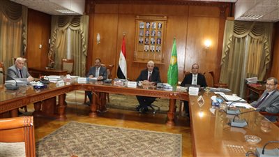 لجنة إجراء مقابلات المتقدمين للندب على وظيفة مدير إدارة بجامعة المنوفية تستقبل اليوم ٦٥ من المتقدمين