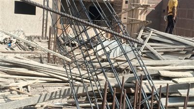 الجيزة: إزالة مخالفات بناء ودورين آيلين للسقوط بعقار فى بولاق الدكرور (صور)