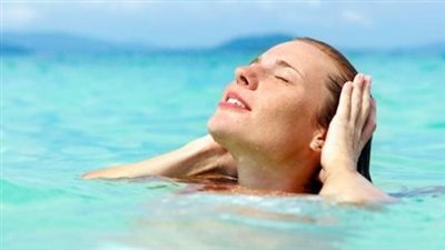 فوائد ماء البحر المالح للجلد وعلاج الأمراض 