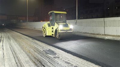 محافظ الجيزة يتابع رصف طرق ترعة الزمر ومتولي الشعراوي وسليم وأبو ربع