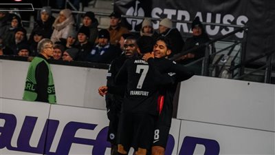 بمشاركة مرموش.. آينتراخت فرانكفورت يفوز أمام هلسنكي في دوري المؤتمر الأوروبي