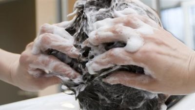 ما هو تزييت الشعر وكيف تتخلصي منه؟