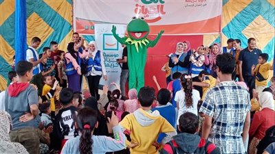 وسط حشد جماهيرى كبير.. 