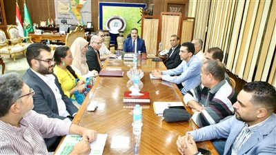 محافظ المنوفية يلتقي وفد الهيئة العامة للتخطيط العمراني