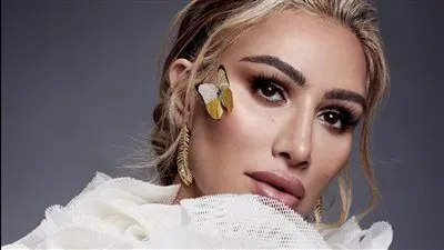 مايا دياب تدعو لبلدها: 