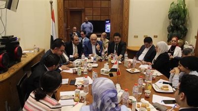 التنسيقية تلتقي عدة أحزاب ضمن أعمال صياغة برنامج لطرحه على مرشحي الرئاسة 