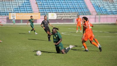 تعادلات مثيرة وإعتراضات وطرد في دوري المحترفين 