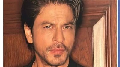 اليوم.. النجم الهندي شاروخان ينظم حفل استقبال لـ ديفيد بيكهام لتواجده في الهند 