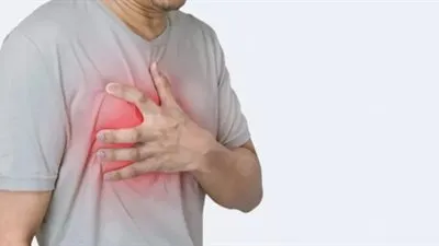 الإسعافات الأولية لمريض الذبحة الصدرية.. الصحة تكشف إجراءات مهمة للوقاية