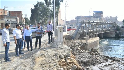 محافظ الغربية يتابع توسعة كوبري مزلقان القاصد بطنطا (صور)