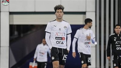 إمام عاشور يدخل في نوبة من البكاء بعد مباراة مصر ضد جيبوتي