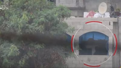 كتائب القسام تنشر مشاهد لحظة استهداف جنود إسرائيليين في بيت حانون (فيديو)