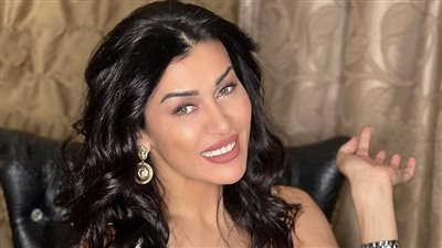 بإطلالة أنيقة.. نادين الراسي تبهر جمهورها بأحدث ظهور لها