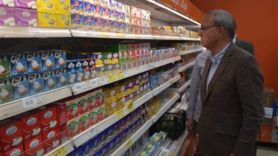 محافظ القليوبية يتابع مبادرة تخفيض الأسعار بمدينتي الخانكة وشبين القناطر 